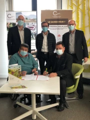 La Coopération agricole et Vivea signent une convention de partenariat