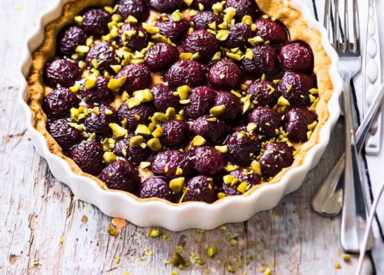 Tarte aux cerises, pâte à la pistache