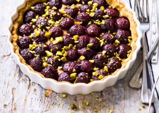 Tarte aux cerises, pâte à la pistache 