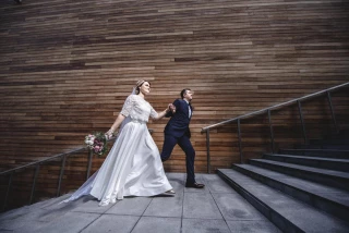 Plus de mariages, moins de bébés