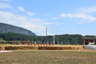 Tour de France : port du masque obligatoire le long du parcours de Entre-deux-Guiers à Saint-Just-de-Claix le 6 juillet