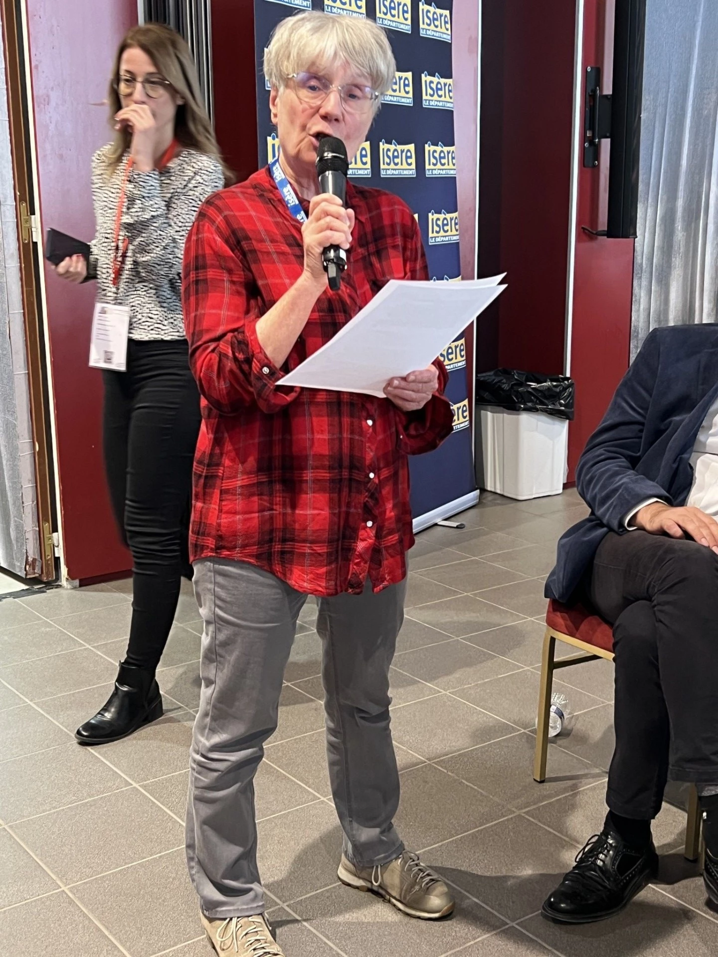 Le loup s’invite au congrès