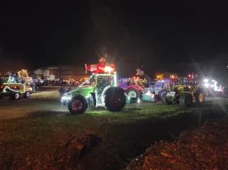 Les agriculteurs défilent à Grenoble