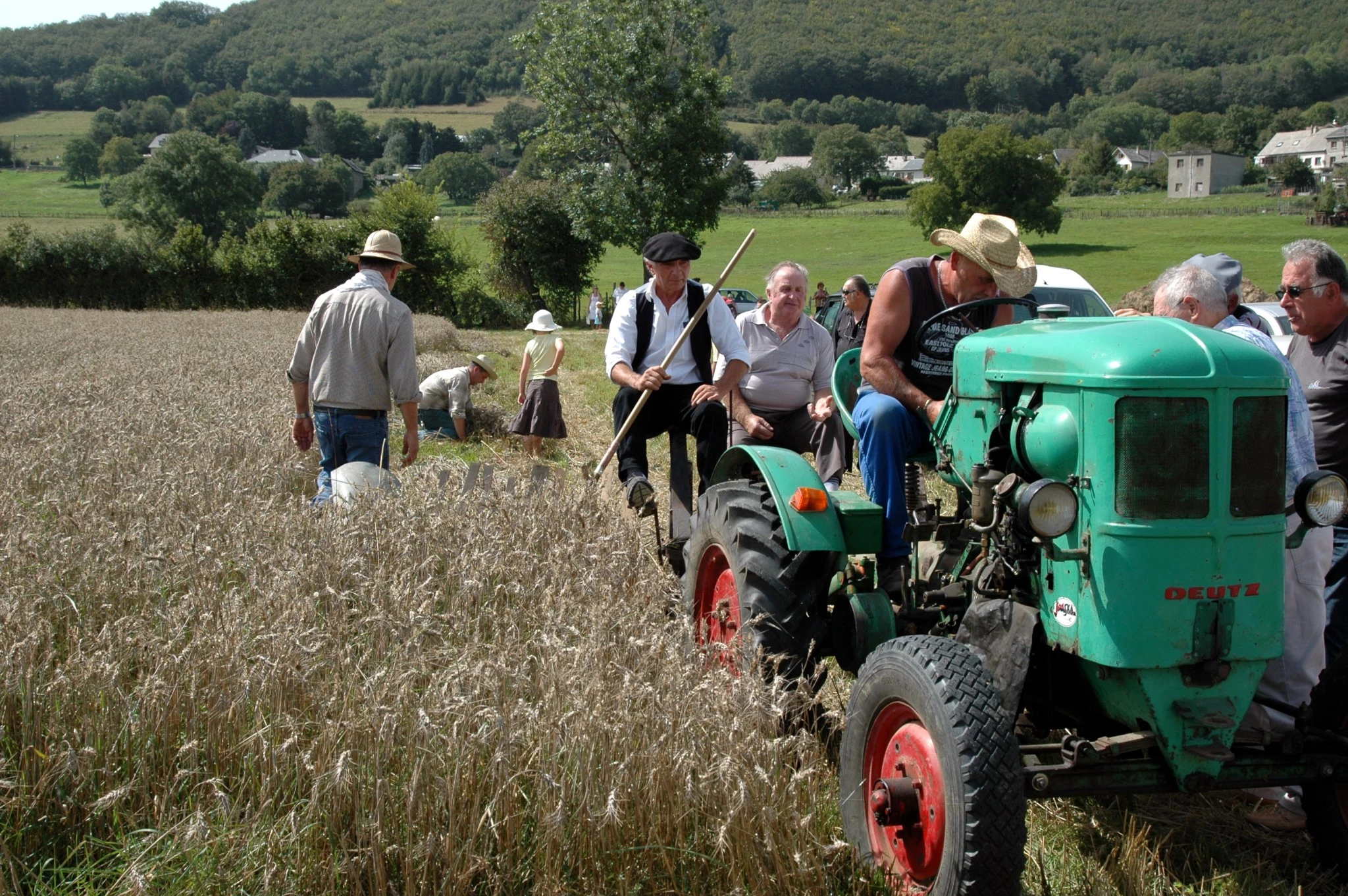 Fête des moissons à Pierre-Châtel