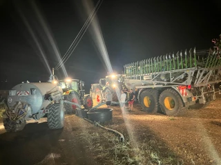 Quand les agriculteurs secondent les pompiers 