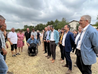 Le monde agricole isérois profite du Concours départemental de Saint-Jean-de-Bournay pour faire passer des messages