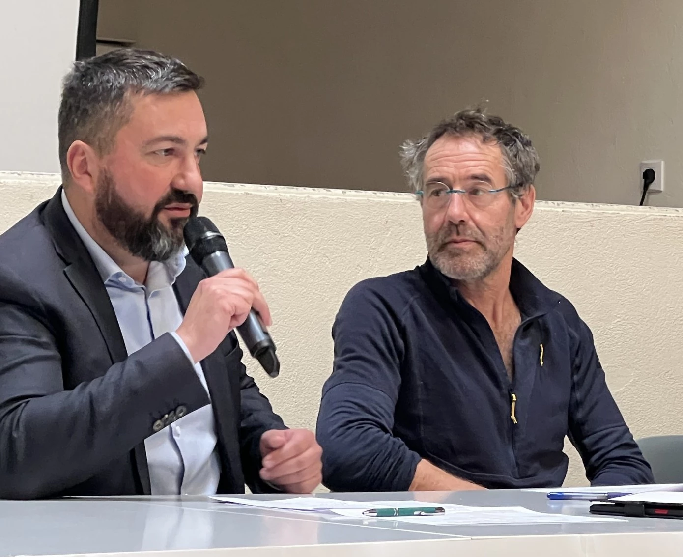 Une étude et un séminaire