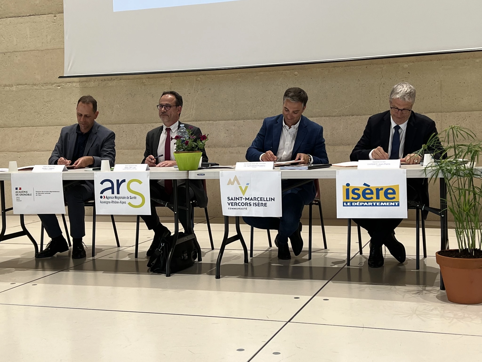 Renforcer la stratégie sanitaire