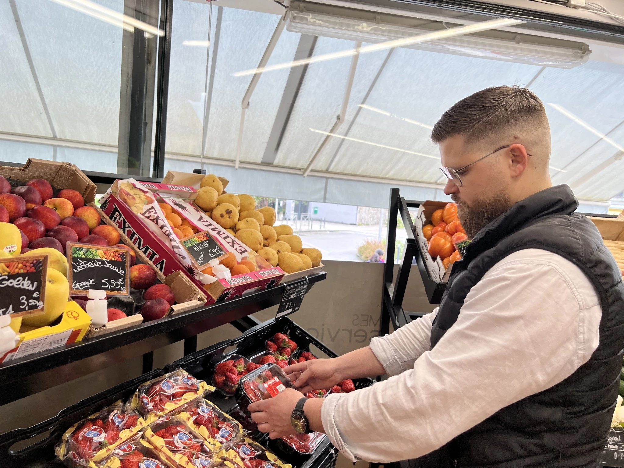 « Je préfère faire travailler les producteurs et les artisans locaux »