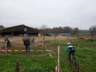 Compétition de cyclo-cross à la ferme du Gua aux Abrets